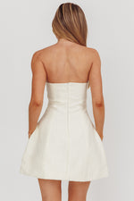 zip up strapless dress