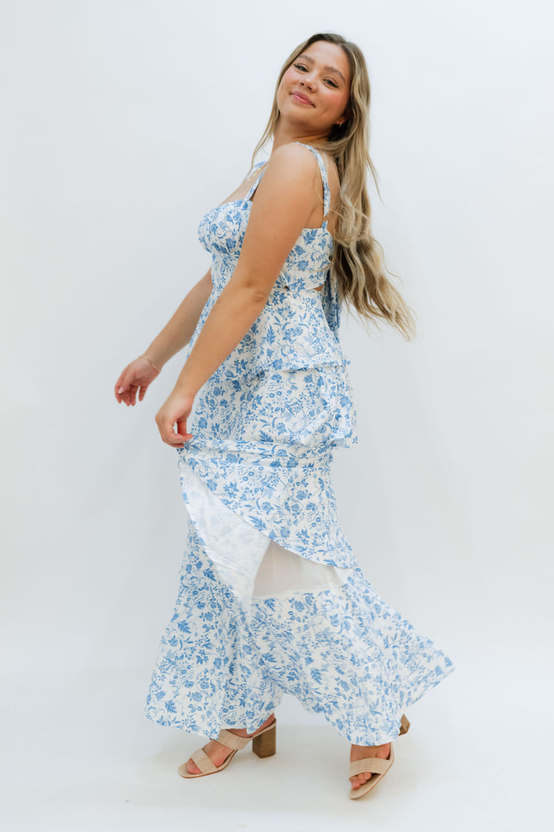 Spring summer wedding guest maxi midi dress in blue and white 