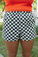 Bailey Checkered Shorts - Black