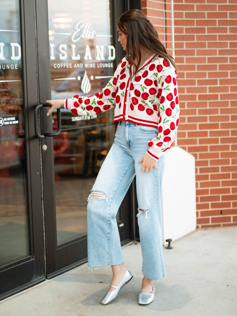 [Queen of Sparkles] Pale Pink Cherry Cardigan