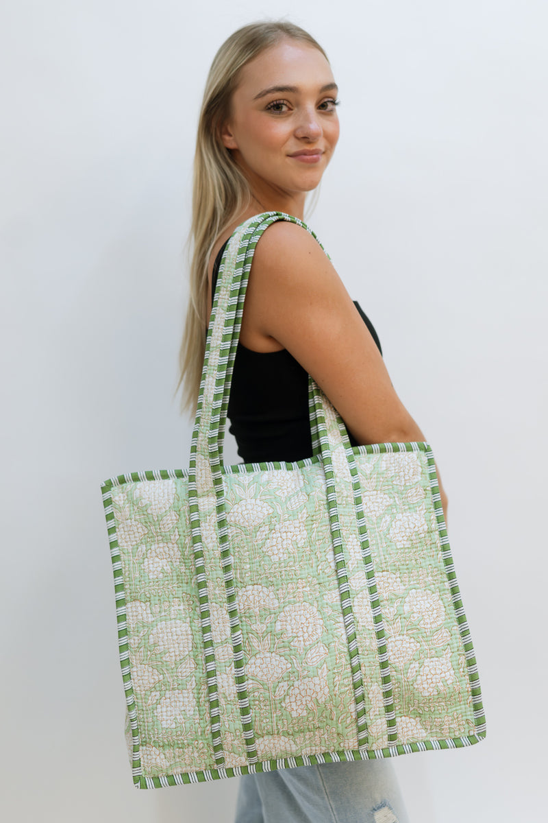 Jane Floral Quilt Tote - GR/WT