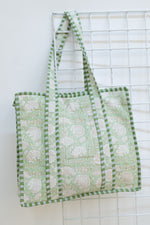 Jane Floral Quilt Tote - GR/WT