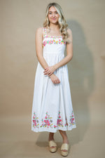 Floral embroidered white vacation dress