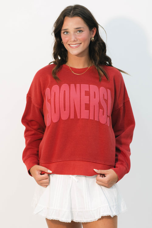 Oklahoma Sooners red sweatshirt