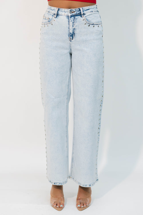 Y2K studded jeans light wash