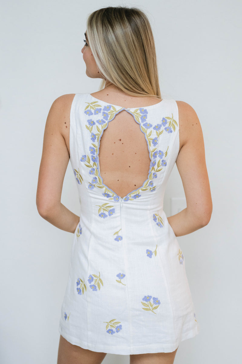 romantic garden party outfit
