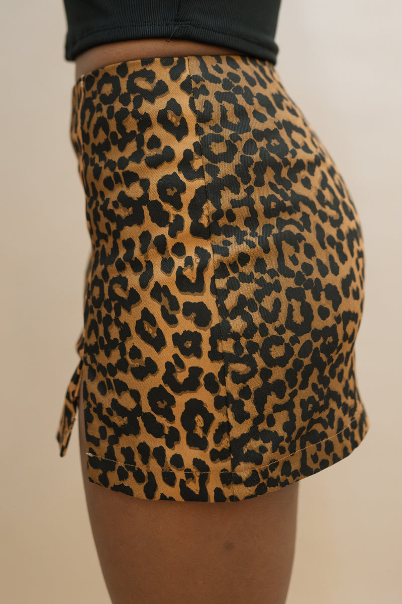 leopard front slit mini skirt