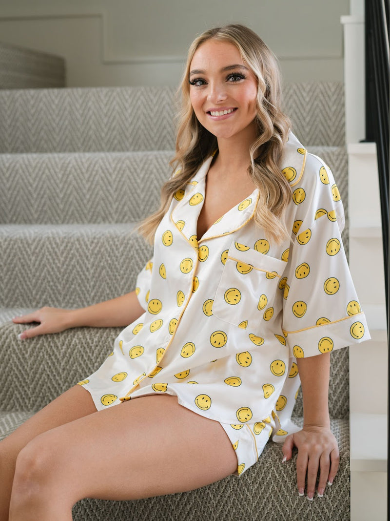 Nostalgic smiley loungewear