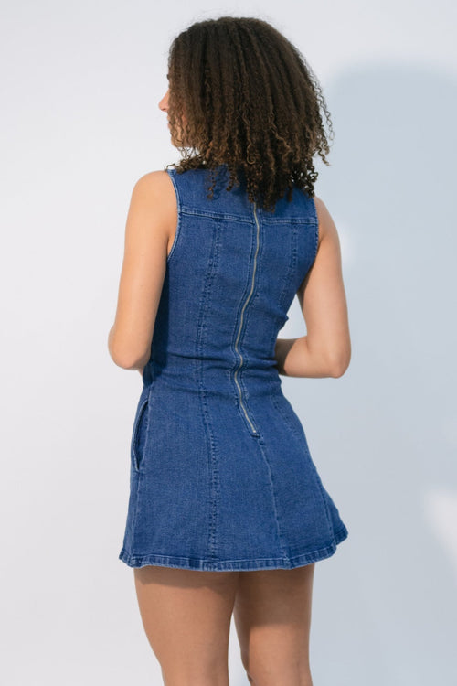 trendy denim dress with pockets