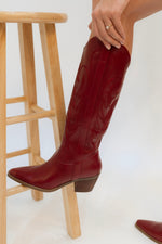 fall cowgirl boots for women