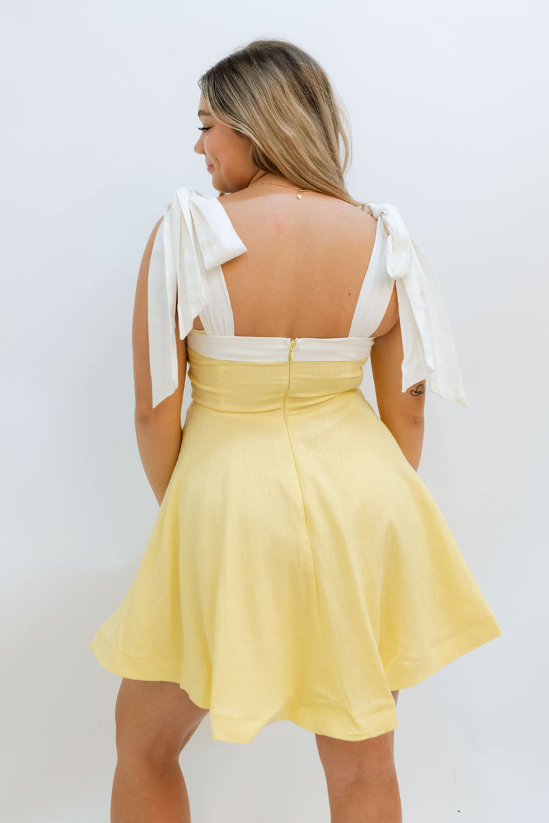 back zip flattering summer dress, yellow