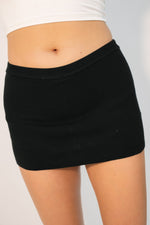 Black knit skort
