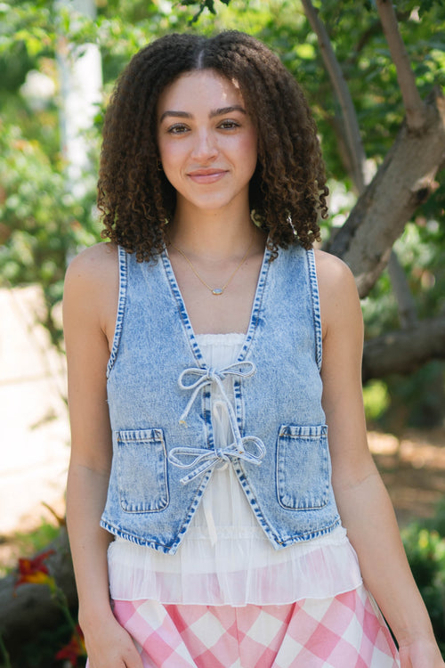 Retro denim vest with adjustable ties