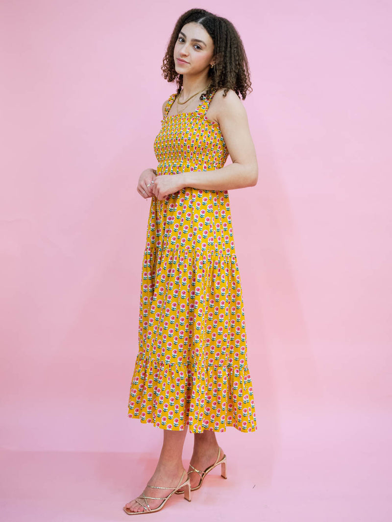 Marigold spring dress with pockets