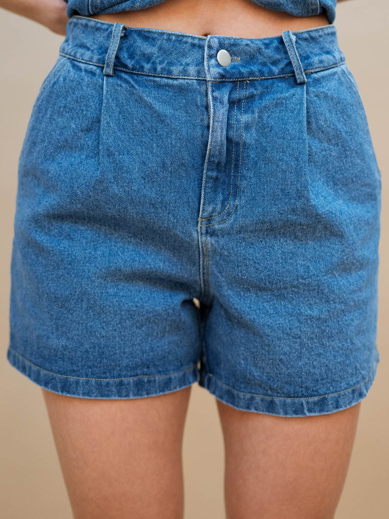 High waisted pleated denim shorts