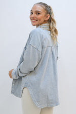 Structured look of a button-down shirt, Relaxed, oversized fit for easy layering, oversized denim jacket, oversized denim shacket