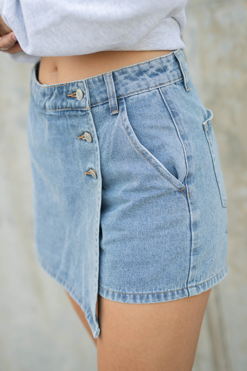Vintage style denim skort buttons