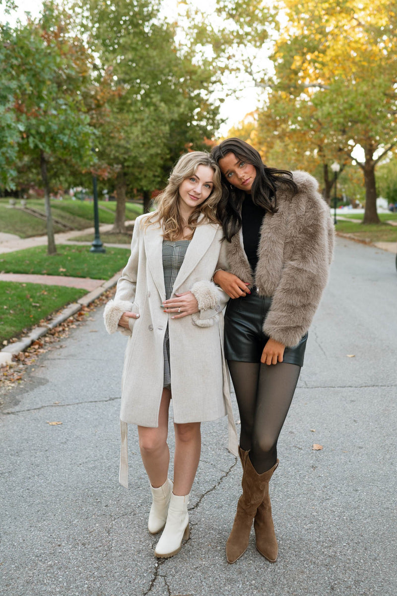 Elegant Holiday Party Fur Coat Outfit Ideas