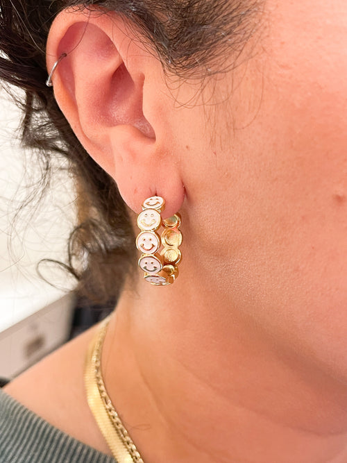 Smiley Face Earring 